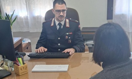 Perseguita la ex collega: arrestato un 23enne