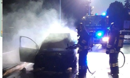 Auto a fuoco in zona Baragalla