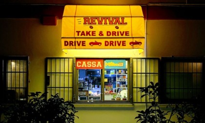Furto con spaccata al  bar "Drive-Revival"