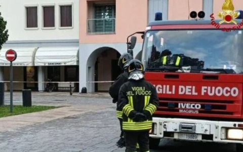 Scoperto esplosivo nei pressi di una postazione bancomat