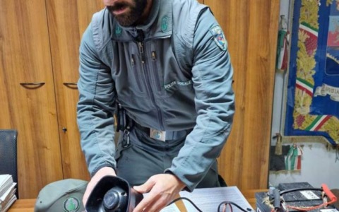 Sequestrato impianto illecito per il richiamo delle quaglie