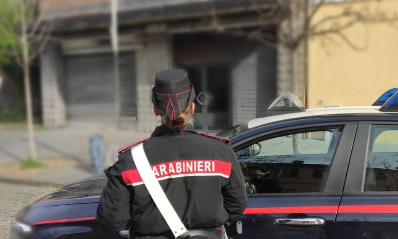 Attiva utenza elettrica con l’identità della figlia con cui ha chiuso ogni rapporto : denunciata donna di 64 anni