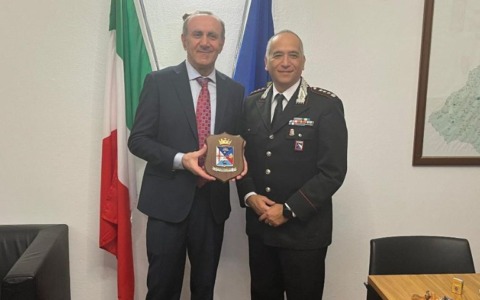 Il Questore Maggese ha salutato l’Arma dei Carabinieri di Reggio Emilia