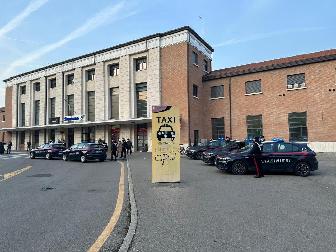 Due persone denunciate in “zona rossa” della stazione storica