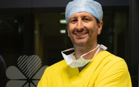 Innovazione e prevenzione: l’Urologia di Salus Hospital guida il “Movember” con tecniche mininvasive all’avanguardia