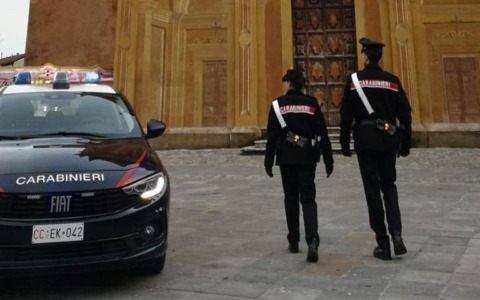 Fermato nei pressi della chiesa con oltre 70 gr. di droga: denunciato dai Carabinieri