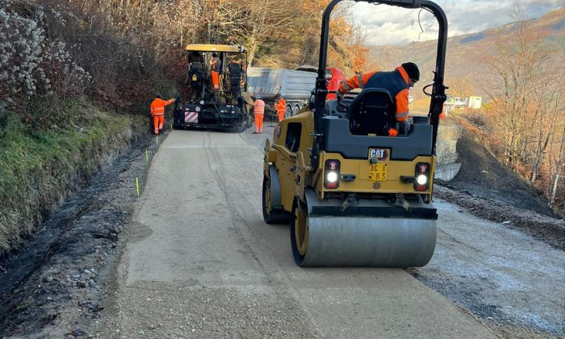 A meno di un mese dal cedimento, la Provincia riapre la SP 91 a Vaglie di Ventasso
