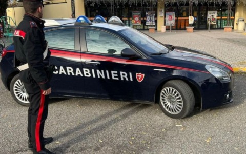 Furti seriali alla Conad: denunciato dai Carabinieri