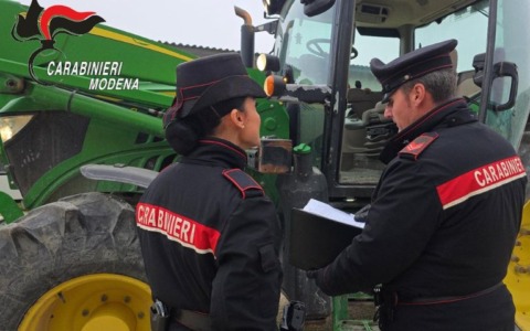 Individuati a Modena 4 albanesi autori di furti di trattori e autovetture  nel reggiano