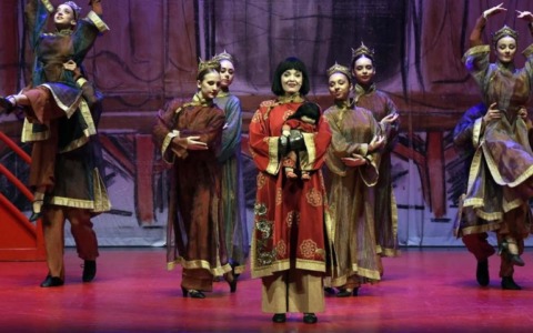 All’Asioli arriva l’operetta Cin cin là