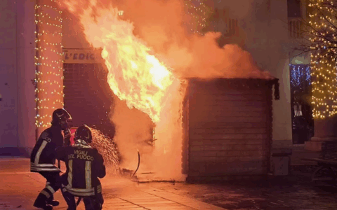 Scoperto l’autore dell’incendio alla Casetta di Babbo Natale