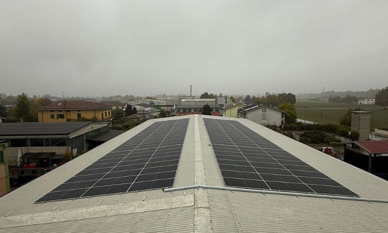 Allacciato il primo impianto fotovoltaico della  Cer Refutura