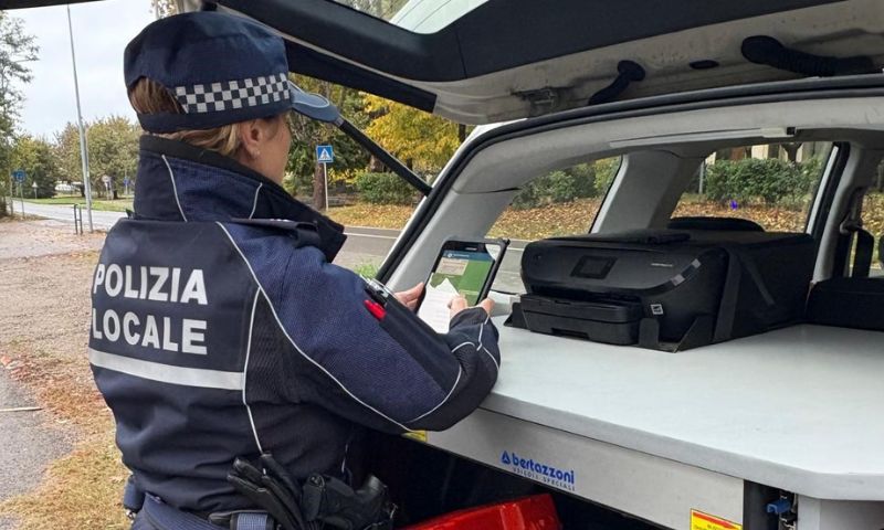 Controlli sulla copertura assicurativa delle auto: sequestrati 12 mezzi in tre giorni