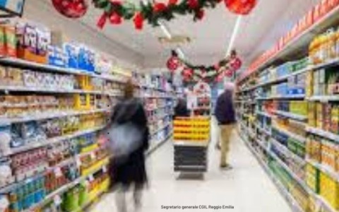 Prime conseguenze sulla crisi Realco: chiudono temporaneamente 14 punti di vendita