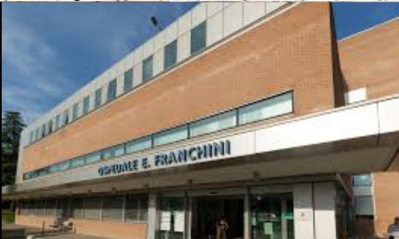 Minore con problemi di respirazione davanti all’Ospedale di Montecchio: l’Ausl prende posizione