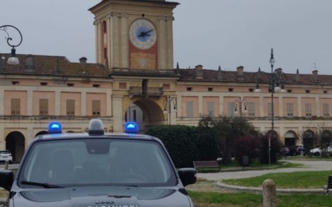 Denunciato un 44 enne per furti di grondaie e pluviali da tre edifici pubblici