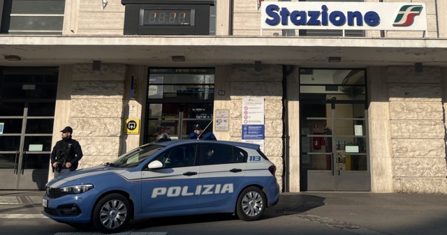 Controlli della Polizia di Stato nelle zone più sensibili della città