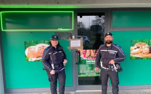 Chiuso centro di massaggi usato per incontri hard