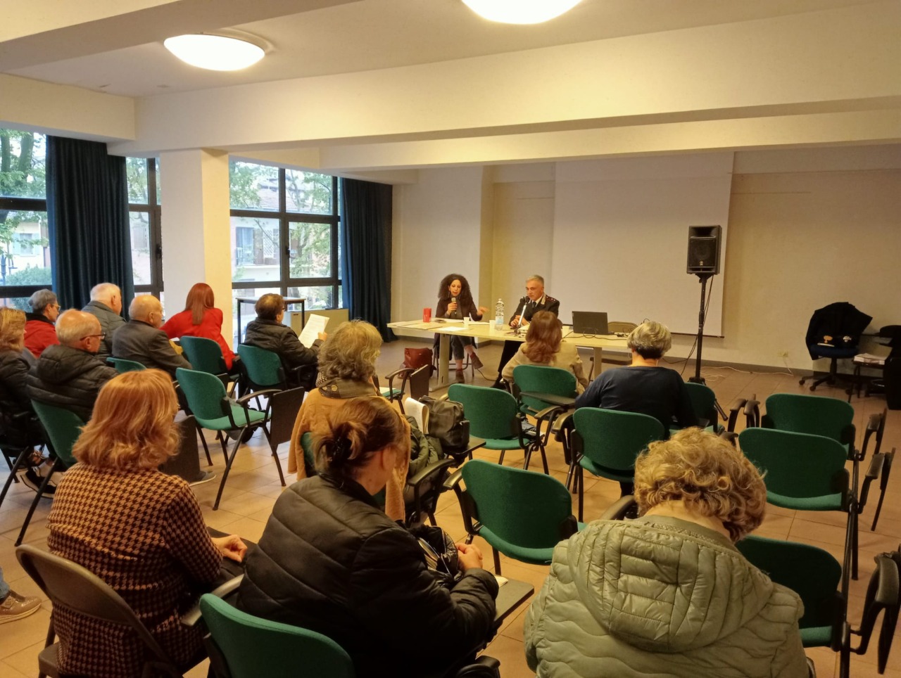 I Carabinieri incontrano nonni e genitori per una “Scandiano più sicura”