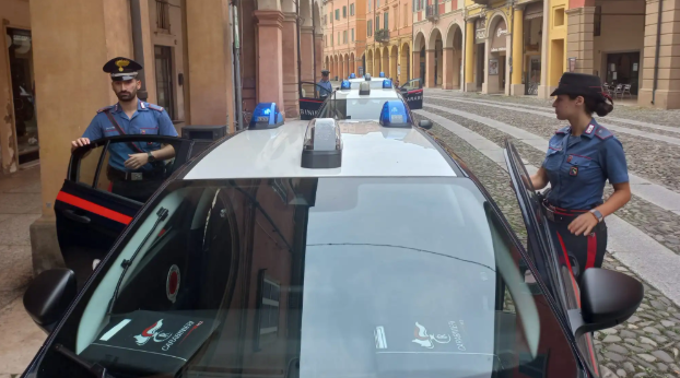 Lite in centro e minacce di ritorsione: denunciato diciottenne