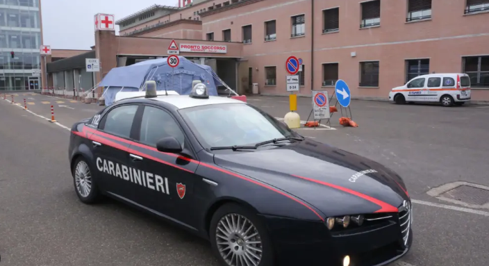 Ubriaco si presenta all’area triage del Santa Maria Nuova e distrugge i servizi sanitari