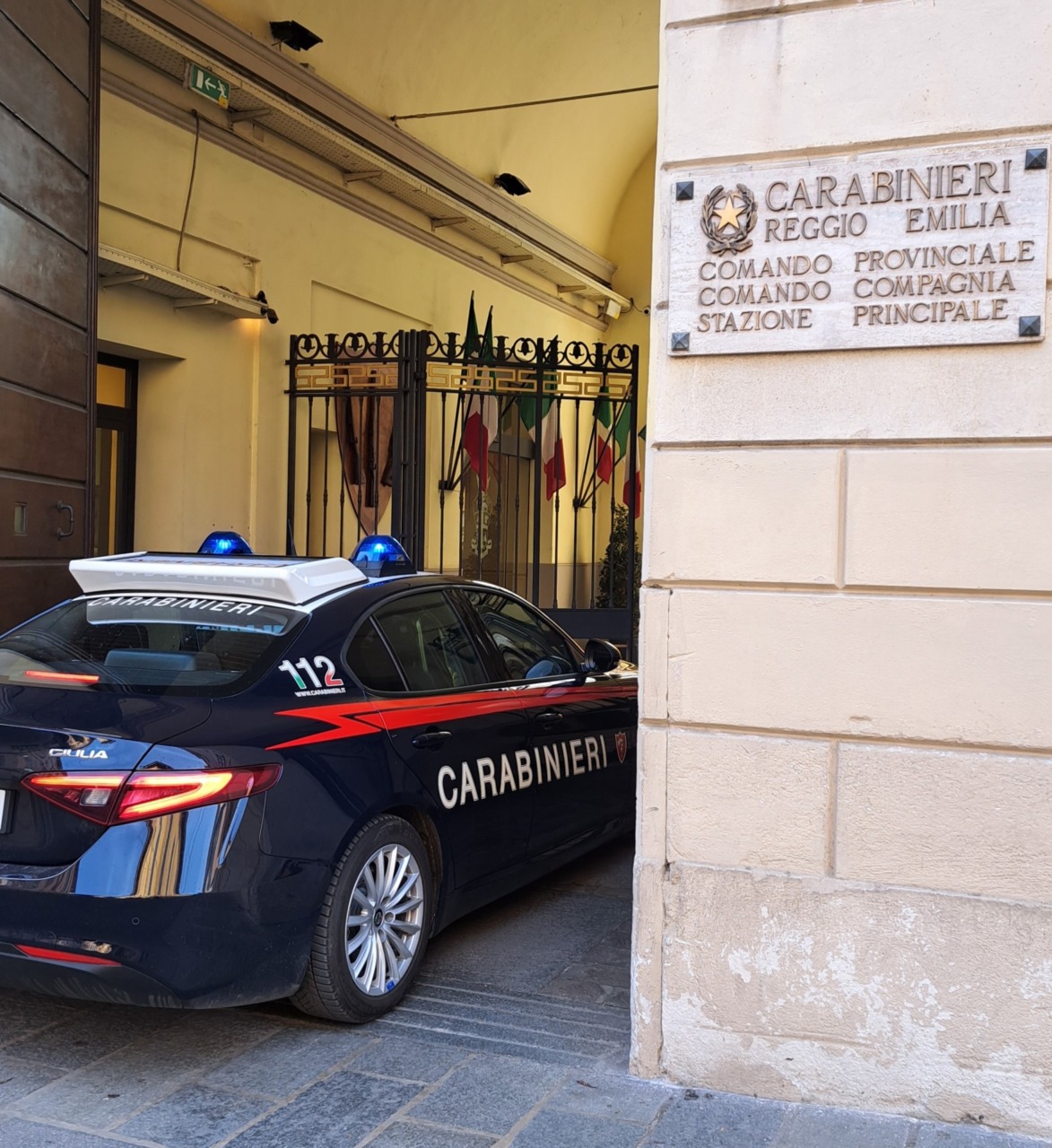 Coppia di trasfertisti del furto arrestata dopo colpo in un grande supermercato in città