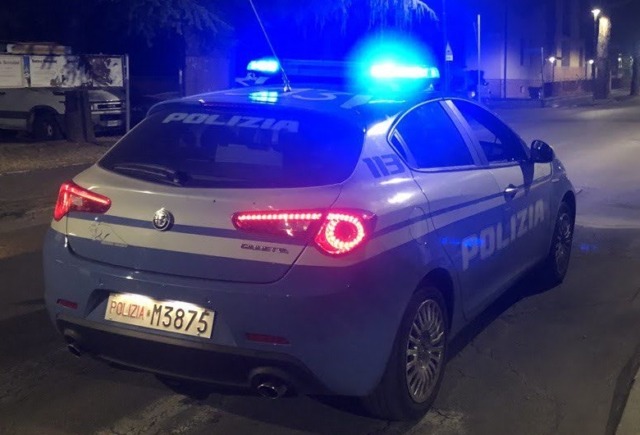 Si introduce dentro ad un negozio per rubare: arrestato dalla Polizia di Stato