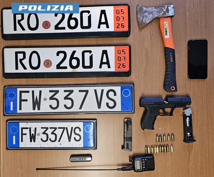 Campo nomadi di via Ancini: sequestrata un’ascia, un’arma e munizioni