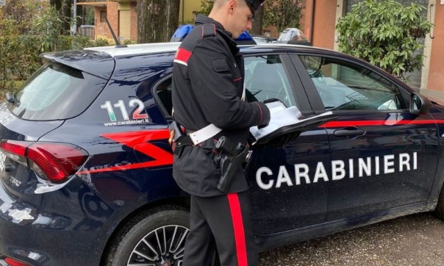 Aggredisce a sprangate il collega di lavoro