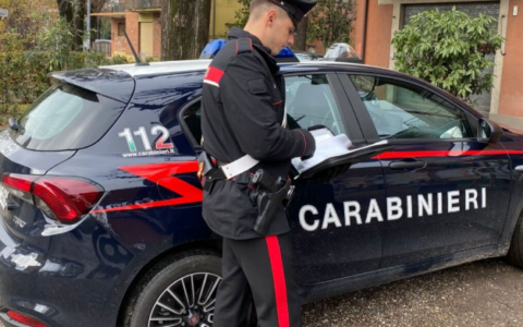 Fine di un amore e fuga con il bottino rubato nell’appartamento dell’ex: rintracciata dai Carabinieri nel veneziano