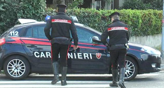 Viola gli arresti domiciliari per andare a vedere la Juventus