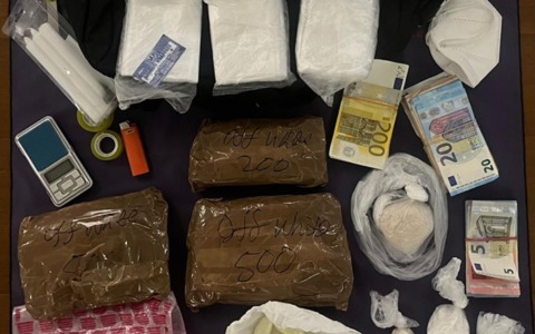Recuperata dalla Polizia di Stato sostanza stupefacente per oltre 70 mila euro