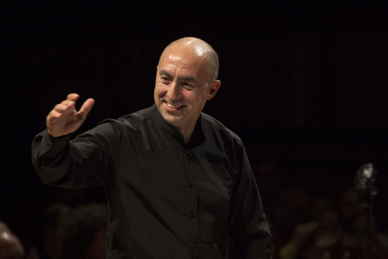 Concerto in p.zza con l’Orchestra dell’Accademia del T° alla Scala e alla Reggia di Rivalta Aterballetto con la MicroDanza