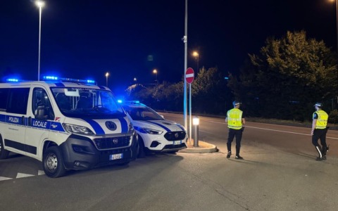 Prevenzione degli incidenti stradali: quattro patenti ritirate per guida in stato di ebbrezza dalla Polizia locale