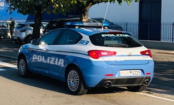 Arrestato per violazione del divieto di avvicinamento