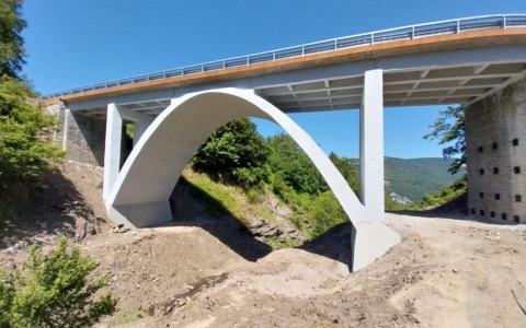 La “trasformazione” del ponte sul Rio Goredo