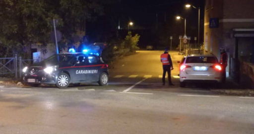 Auto con targa clonata e fuga al controllo: identificato e denunciato dai Carabinieri