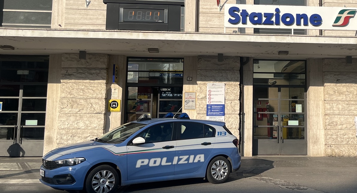 Nuovi servizi straordinari di controllo della Polizia di Stato in zona stazione storica