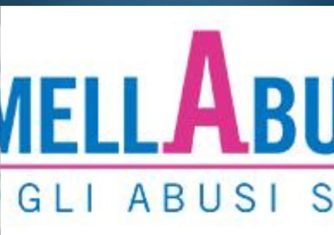 Rilasciato dopo aggressione sessuale a una 13enne. La Caramella Buona aderisce alla protesta davanti al Tribunale di Torino
