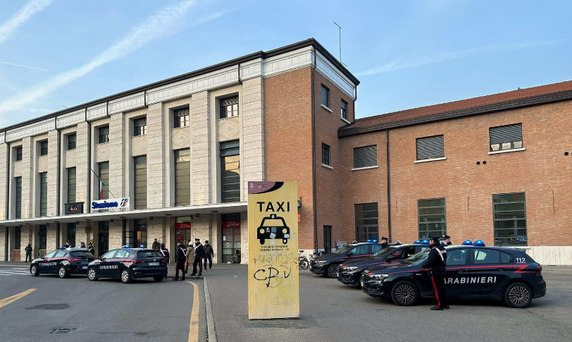 Trovato con delle dosi e denaro contante nei pressi dello scalo ferroviario della stazione storica