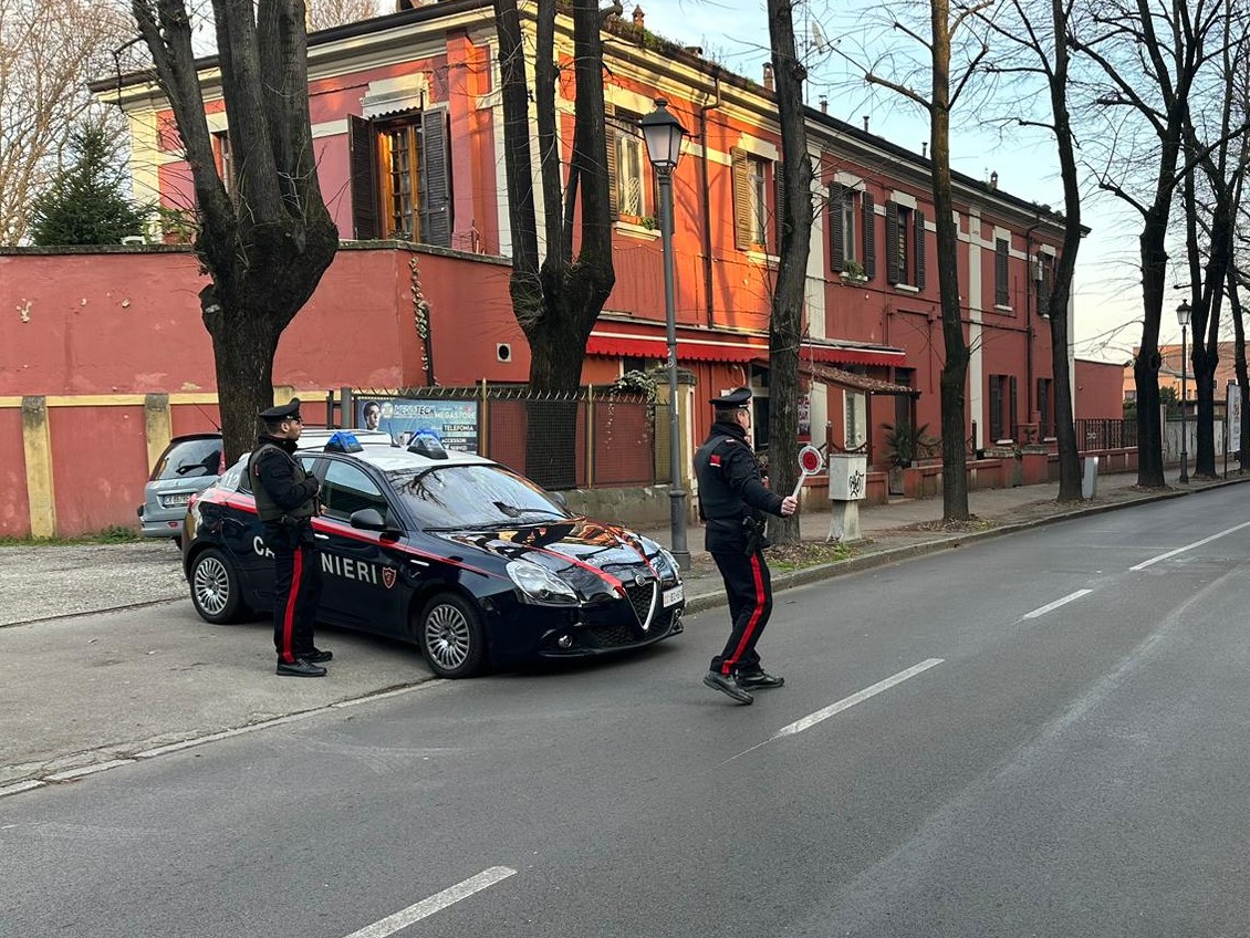 Aggredisce giovane usando spray al peperoncino e poi si dà alla fuga: bloccato dai Carabinieri