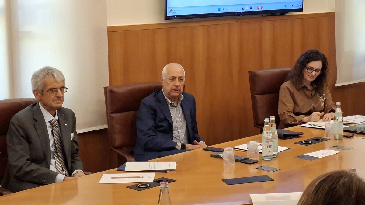 Indagine Confindustria: le imprese reggiane rallentano gli investimenti nel secondo trimestre  2026
