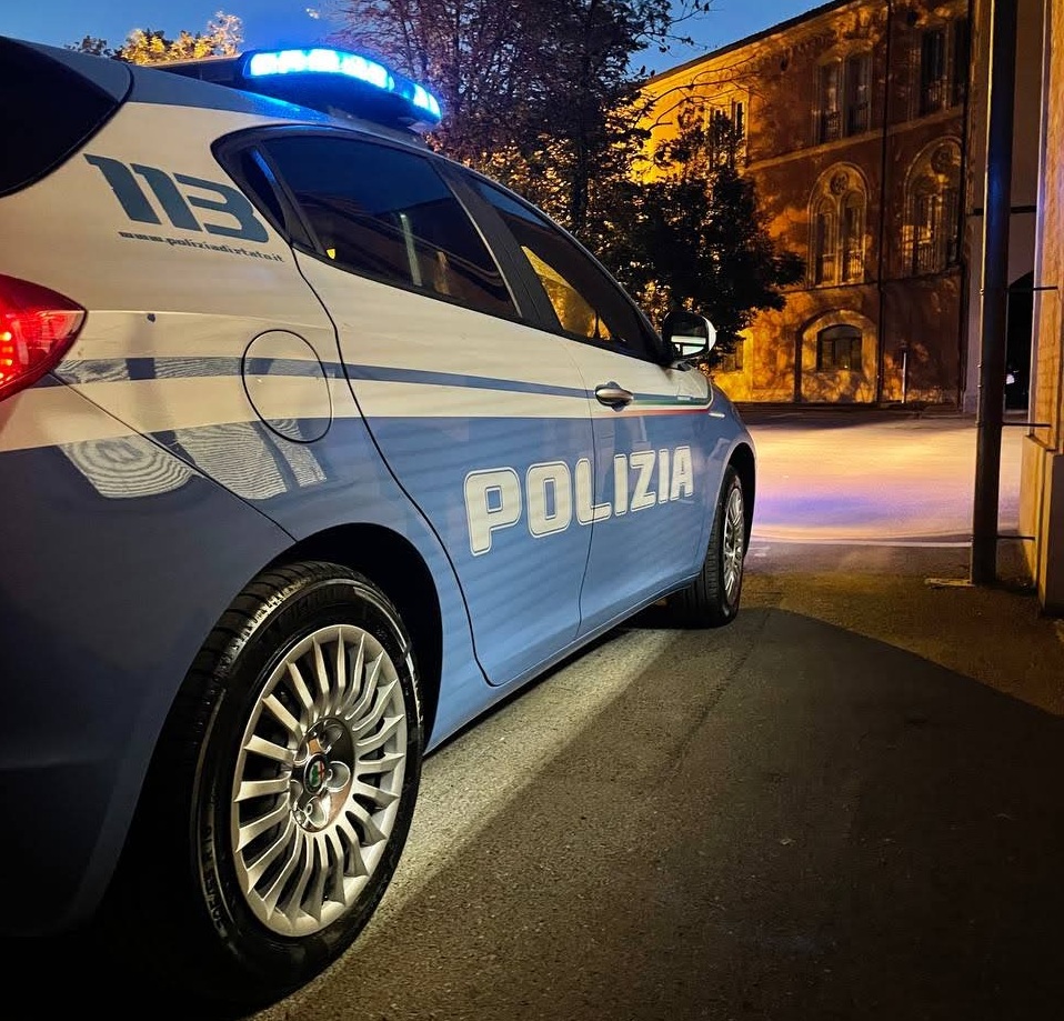 Viene espulso ma rientra illegalmente nel nostro territorio: bloccato in un albergo di Reggio
