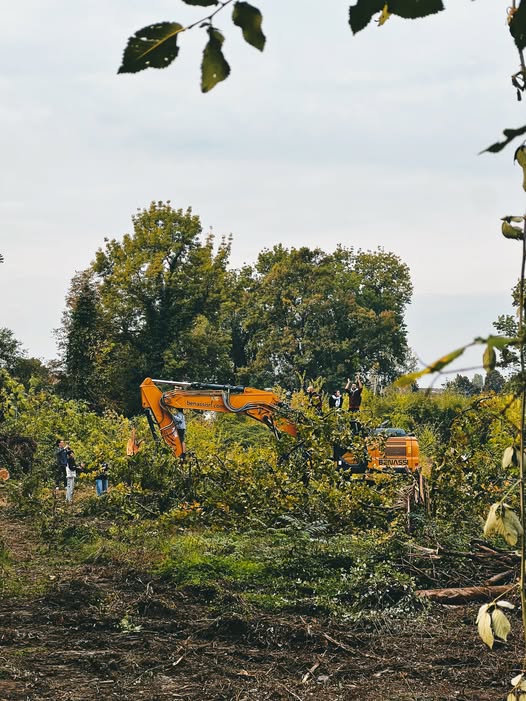 Tensione a Bosco Ospizio: i manifestanti continuano la protesta