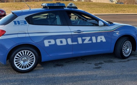 Scoperti 250 grammi di cocaina all’interno di un’autovettura