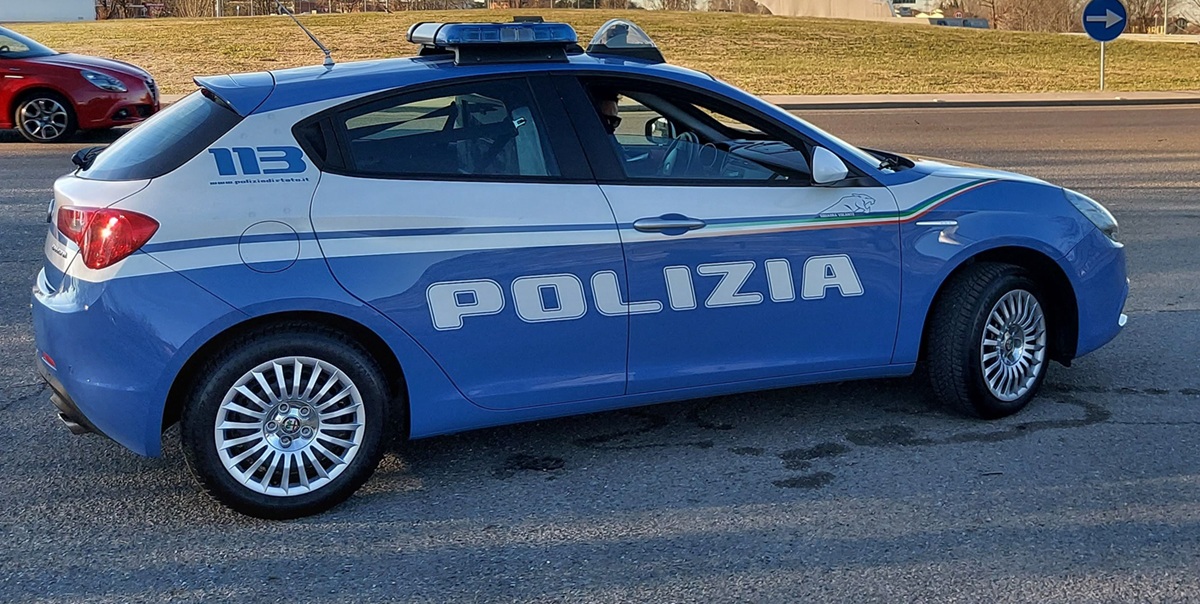 Scoperti 250 grammi di cocaina all’interno di un’autovettura